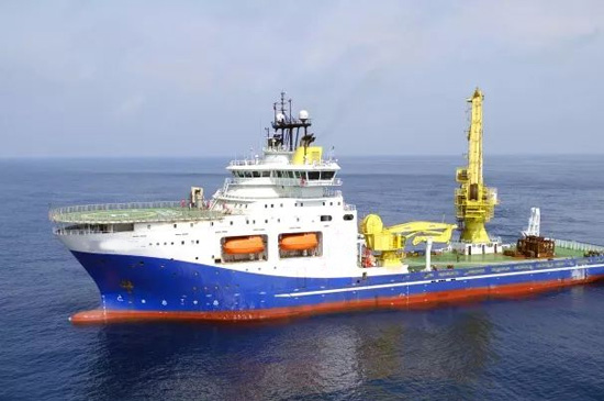 Control of forward and reverse rotation of electric motors and wiring methods